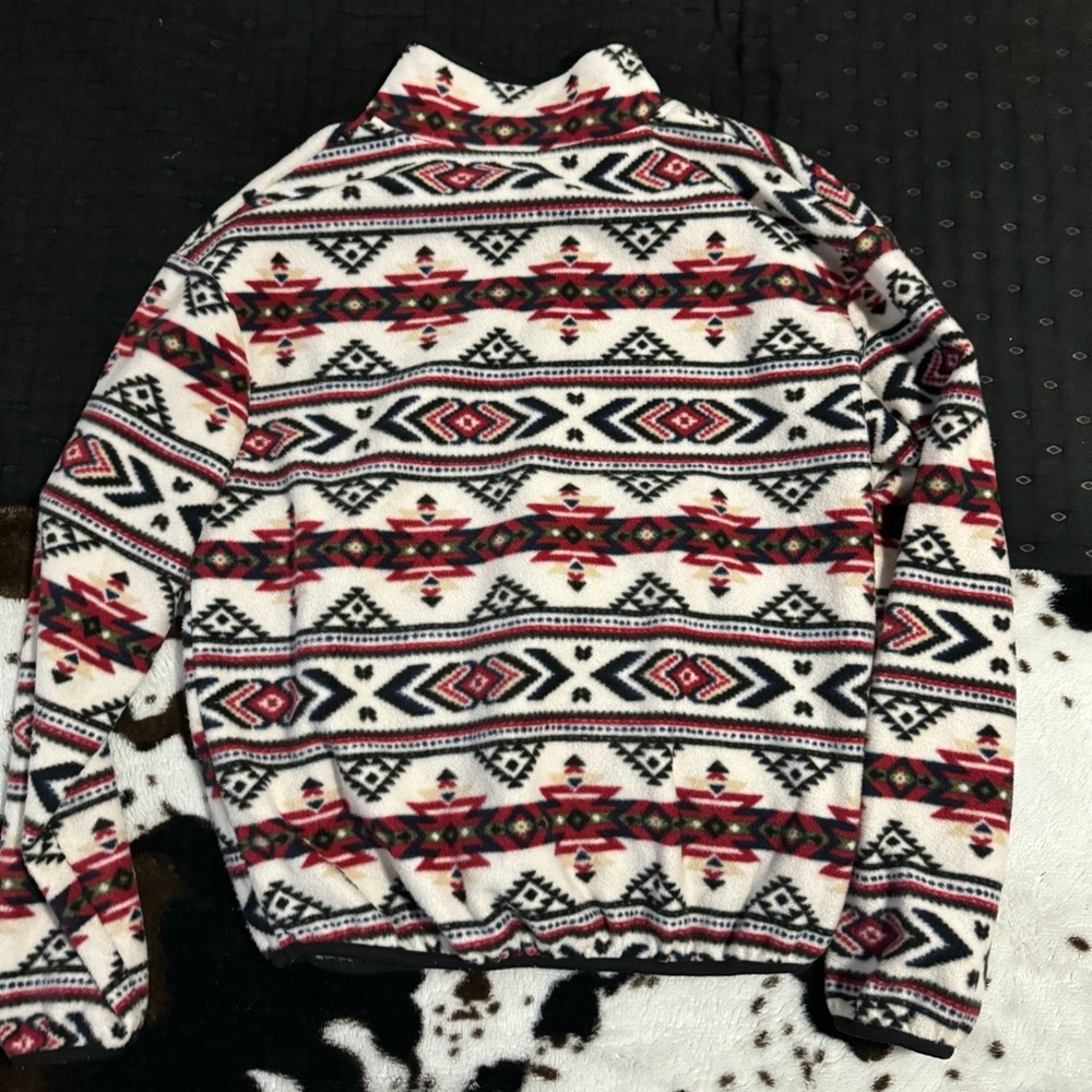 Cropped Sweater - Picture 2 of 6